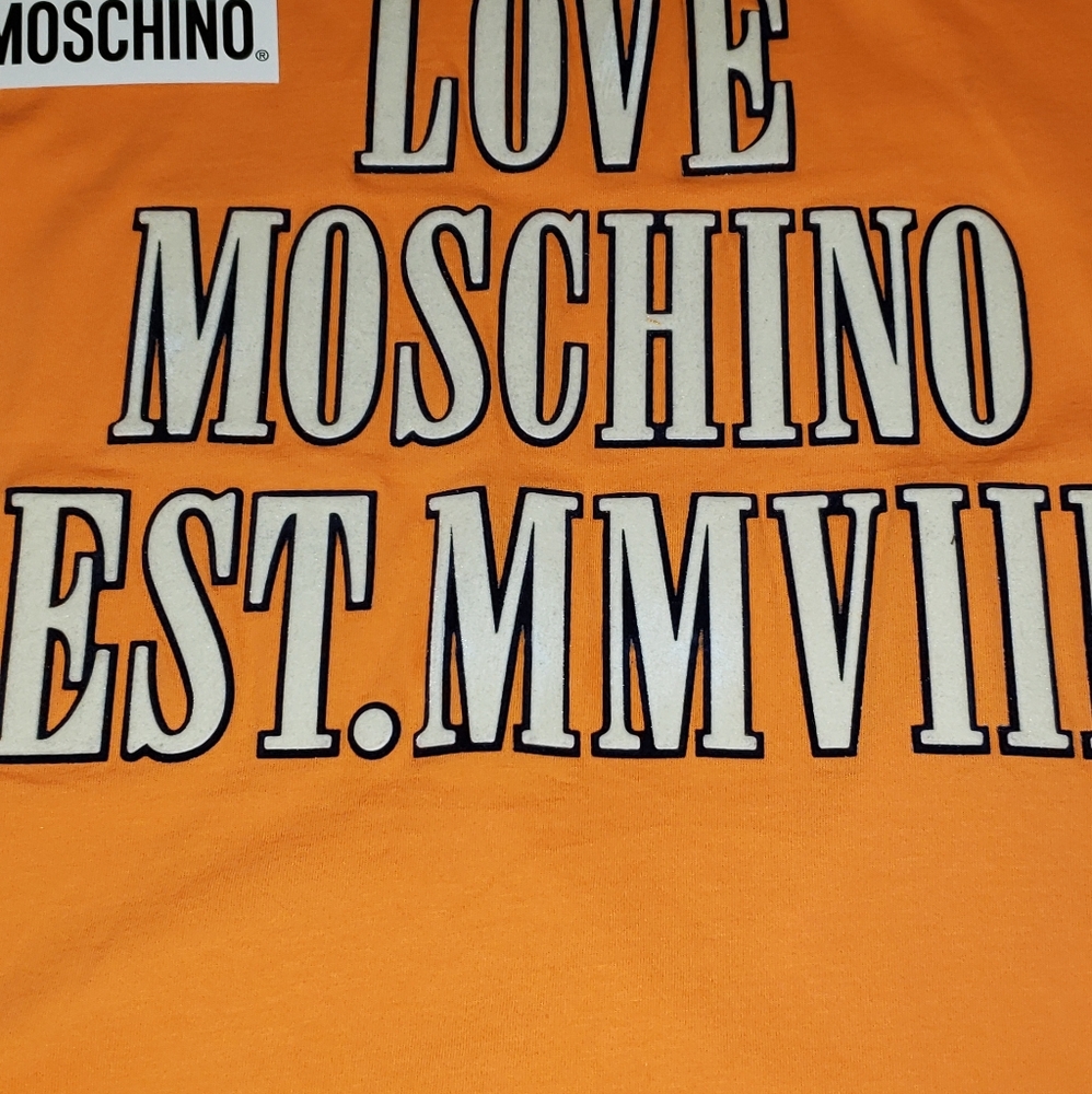 LOVE Moschino Men's T-Shirt. Size Large, orange